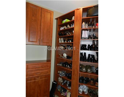 17 Kennesaw Road Henderson, NV 89052 - Photo 19 of 23 Other. master closet