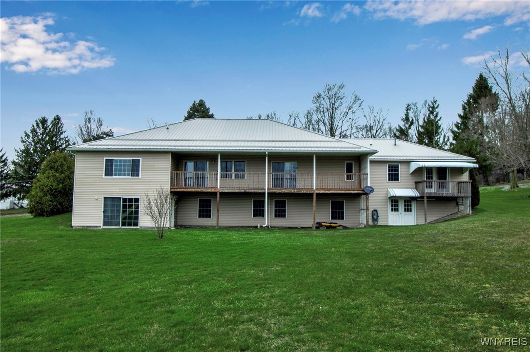 6963 Hillside Drive Pavilion, NY 14525 - Photo 2 of 48 Back of Home