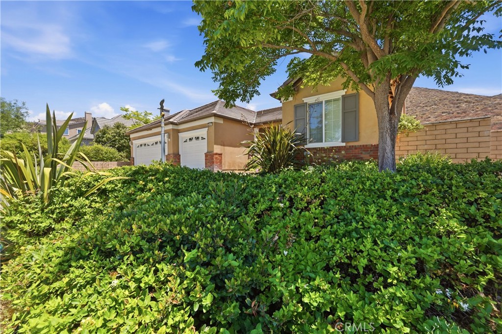 28037 Whittington Road Menifee, CA 92584 - Photo 3 of 35