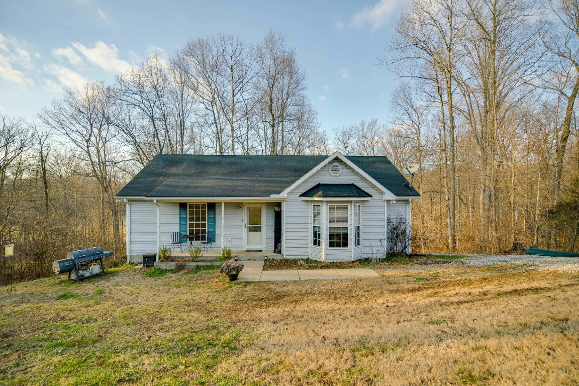 1025 Golden Pond Road Chapmansboro, TN 37035 - Photo 1 of 24 Gallery Image 1