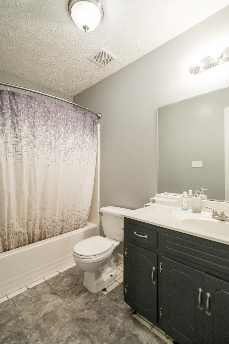 1025 Golden Pond Road Chapmansboro, TN 37035 - Photo 15 of 24 Gallery Image 15