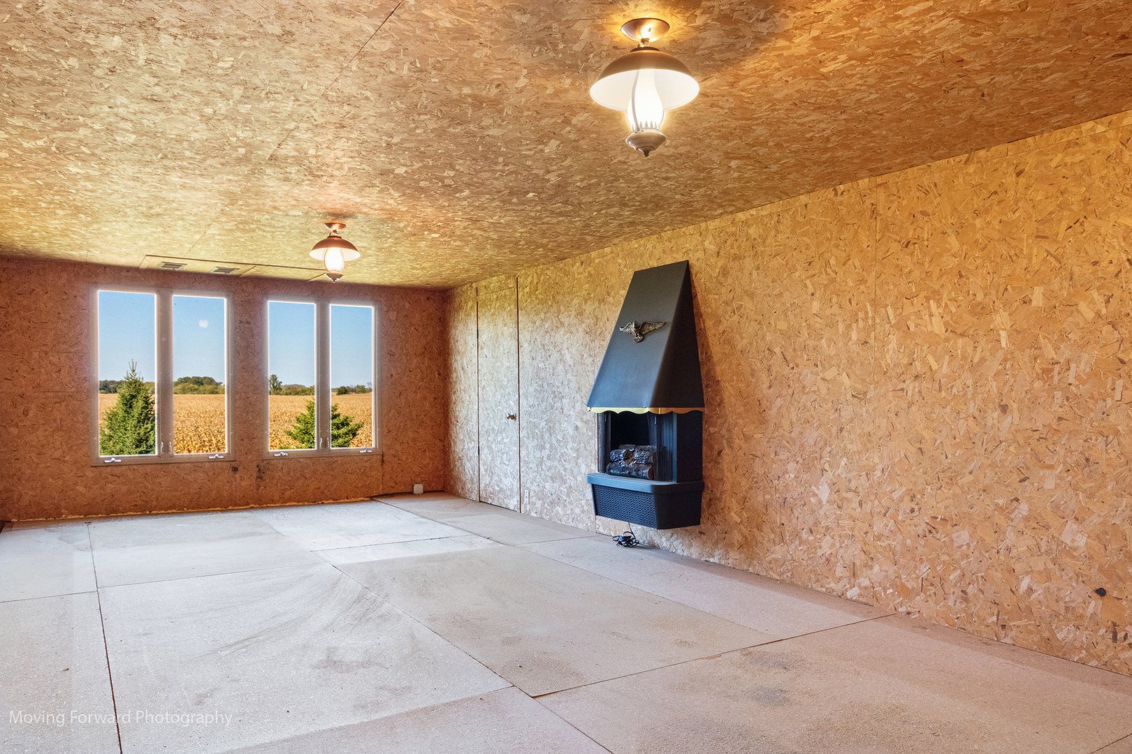 16910 Streit Road Harvard, IL 60033 - Photo 31 of 40 a view of livingroom with a ceiling fan and window