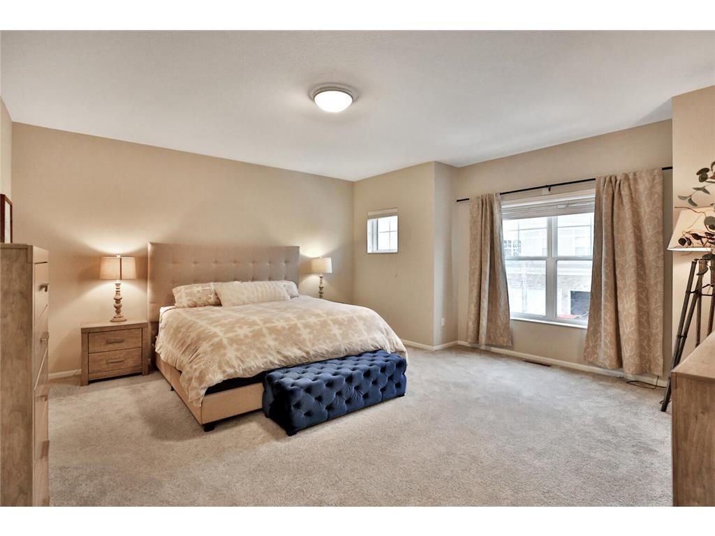 17775 Valley Cove Court Wayzata, MN 55391 - Photo 11 of 23