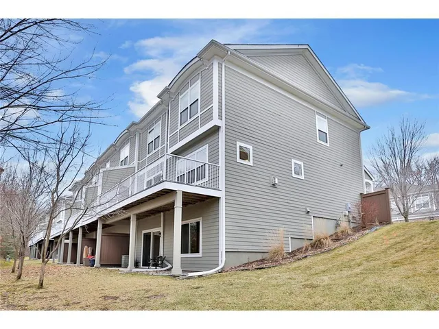 $535,000 | 17775 Valley Cove Court, Wayzata, MN 55391