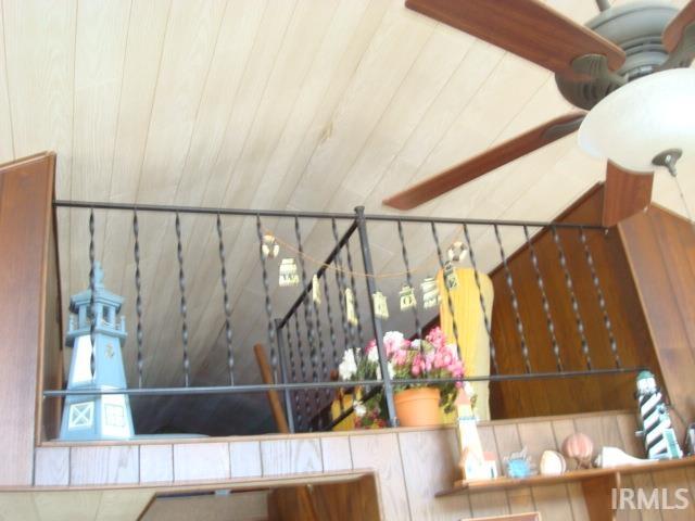 2022 Wolf's Point Drive Rochester, IN 46975 - Photo 12 of 14