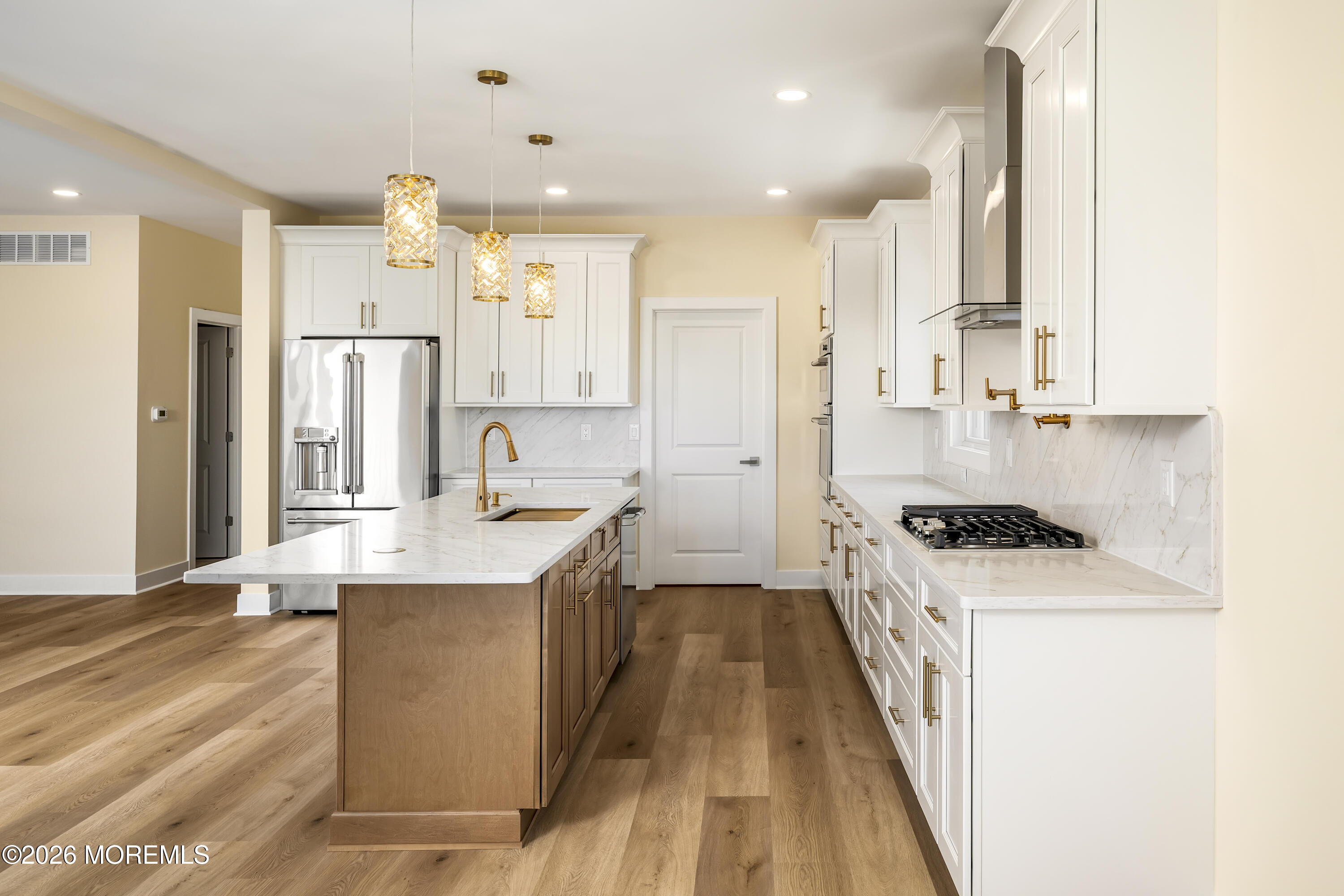 370 Kingfisher Road Tuckerton, NJ 08087 - Photo 15 of 52 370_Kingfisher_Interiors (5 of 36)
