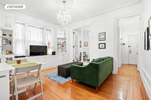 $725,000 | 306 West 100th Street, Unit 36 | Upper West Side