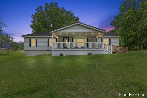 $250,000 | 518 North Williams Street, Carson City, MI 48811