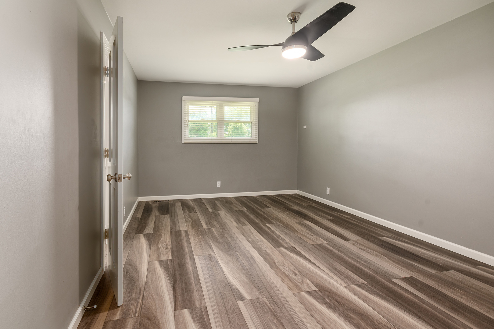 1817 State Street Eldorado, IL 62930 - Photo 12 of 35