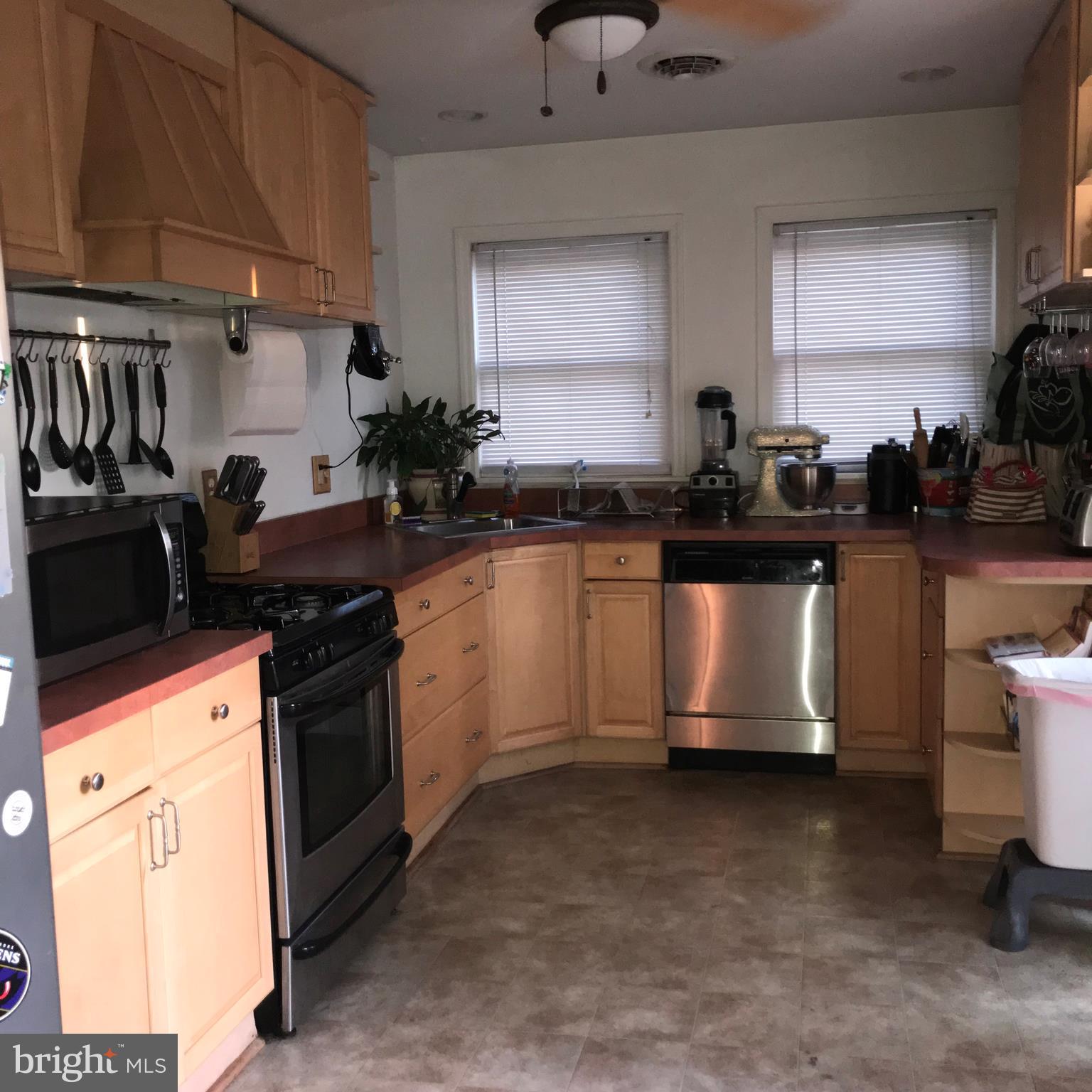 227 German Hill Road Baltimore, MD 21222 - Photo 8 of 14 Gallery Image 8