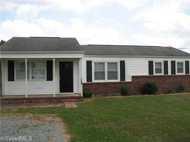 1067 Cromer Road King, NC 27021 - Photo 1 of 13 Exterior Front.