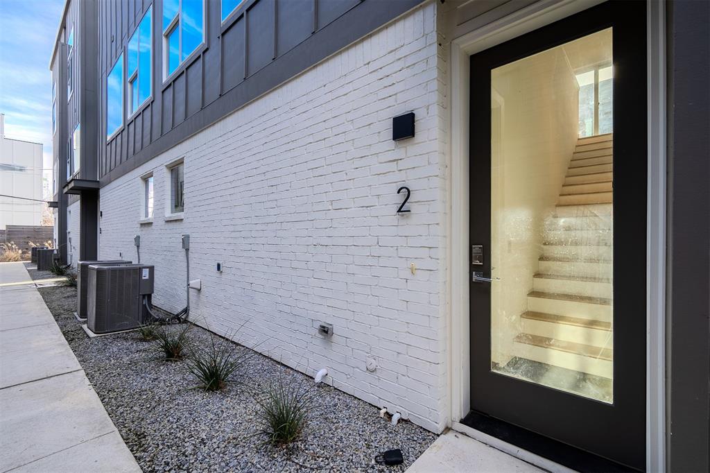 6012 Hudson Street, Unit 2 Dallas, TX 75206 - Photo 2 of 28