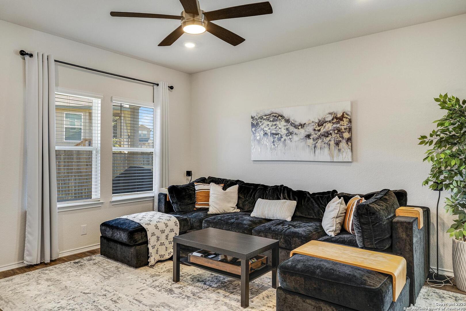 6424 Embankment Road San Antonio, TX 78252 - Photo 13 of 39