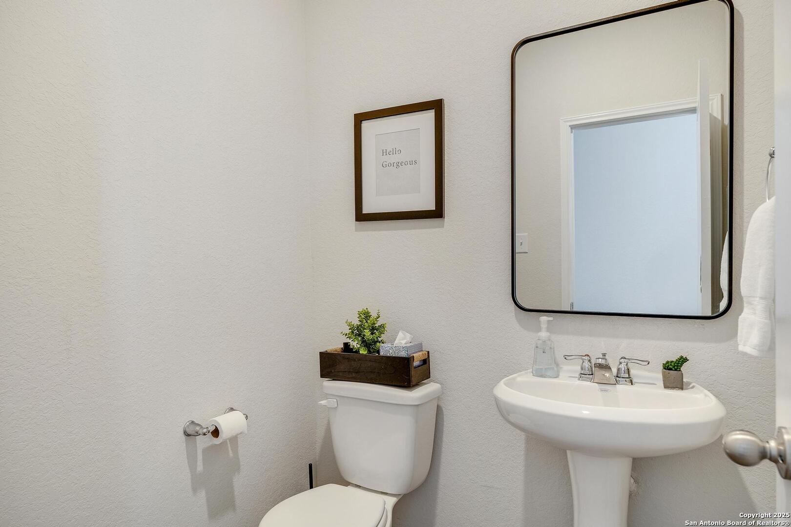 6424 Embankment Road San Antonio, TX 78252 - Photo 6 of 39