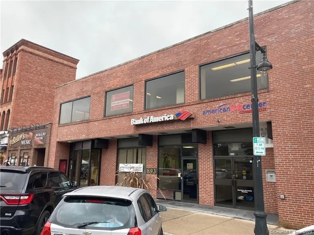 $1,450 | 893 Main Street, Unit 205, Manchester, CT 06040