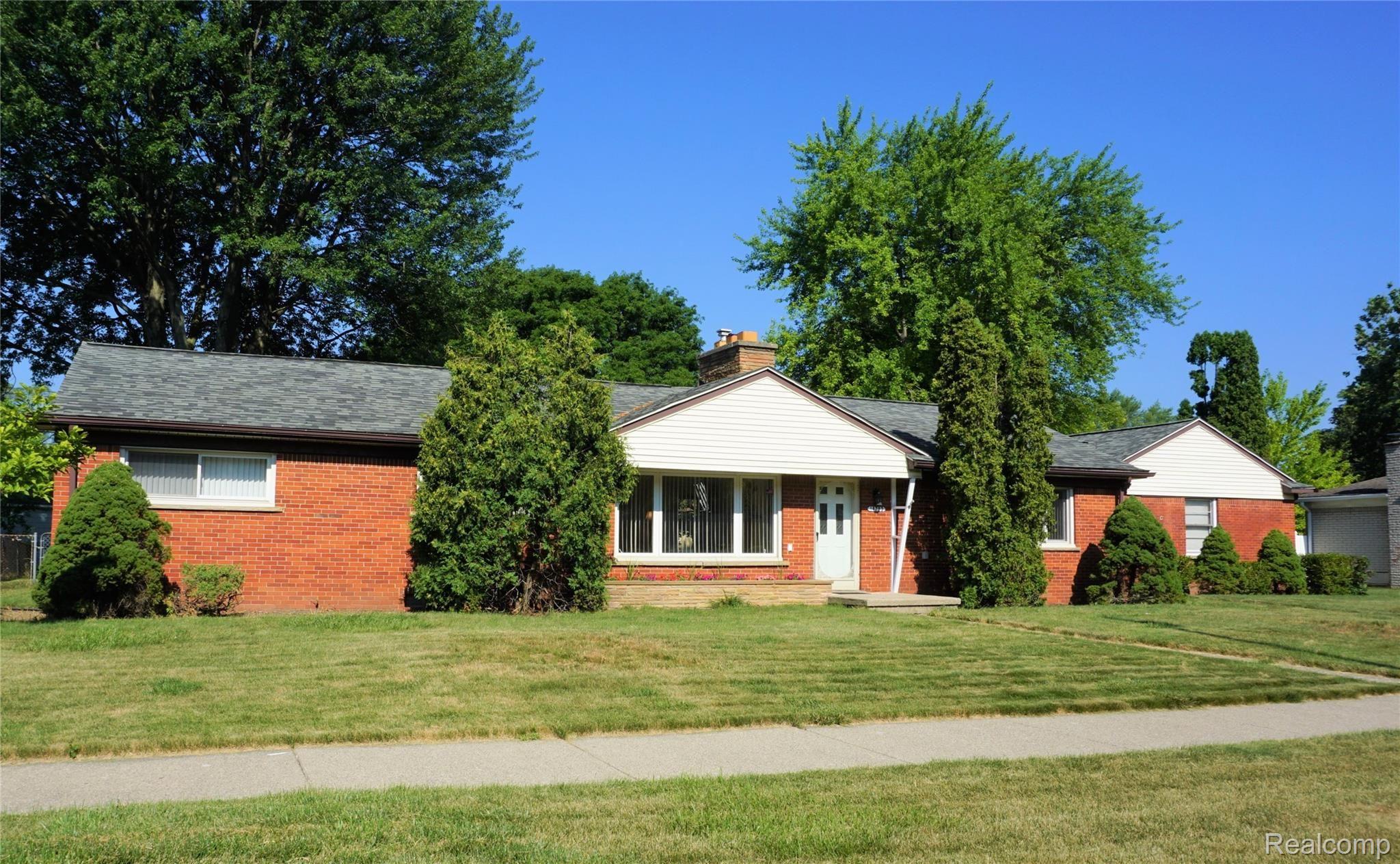 14793 Inkster Road Livonia, MI 48154 - Photo 1 of 28 03 Front.jpg