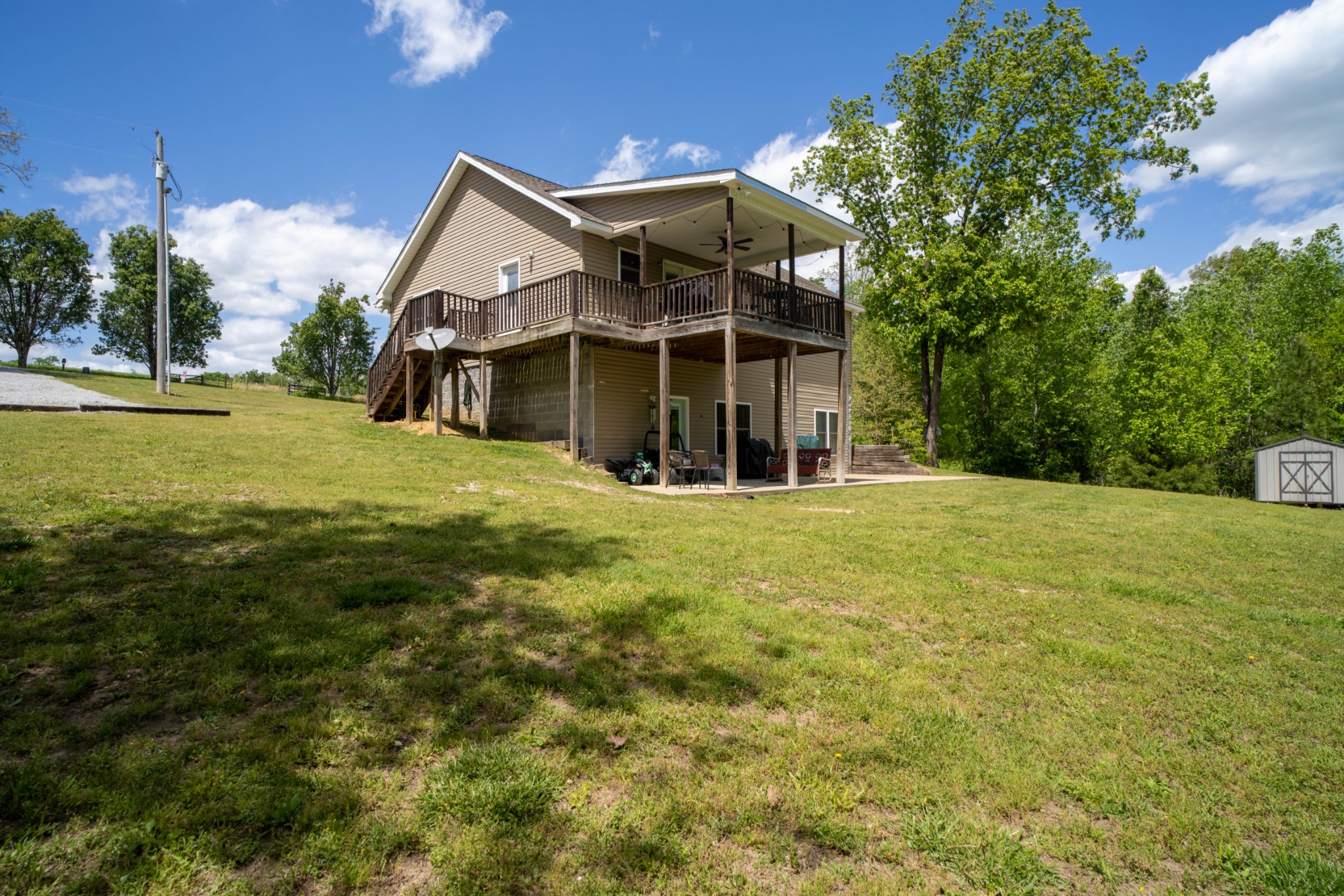 98 Shannon Road Leoma, TN 38468 - Photo 2 of 48 Gallery Image 2