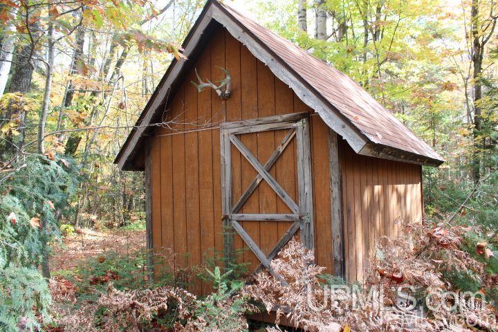 81 East Wilderness Road Negaunee, MI 49866 - Photo 3 of 12 Gallery Image 3