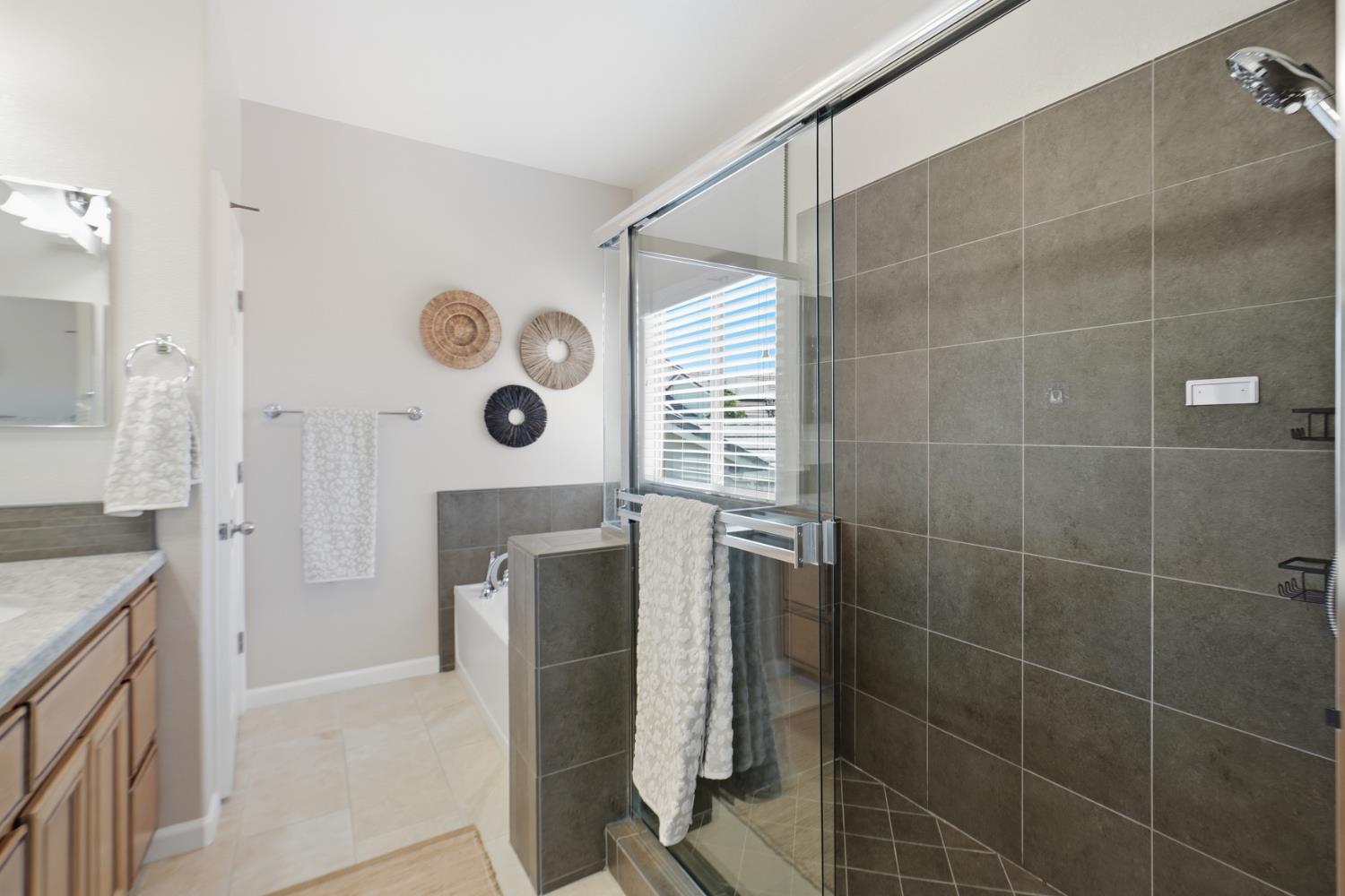 2240 Ranch View Drive Rocklin, CA 95765 - Photo 19 of 30