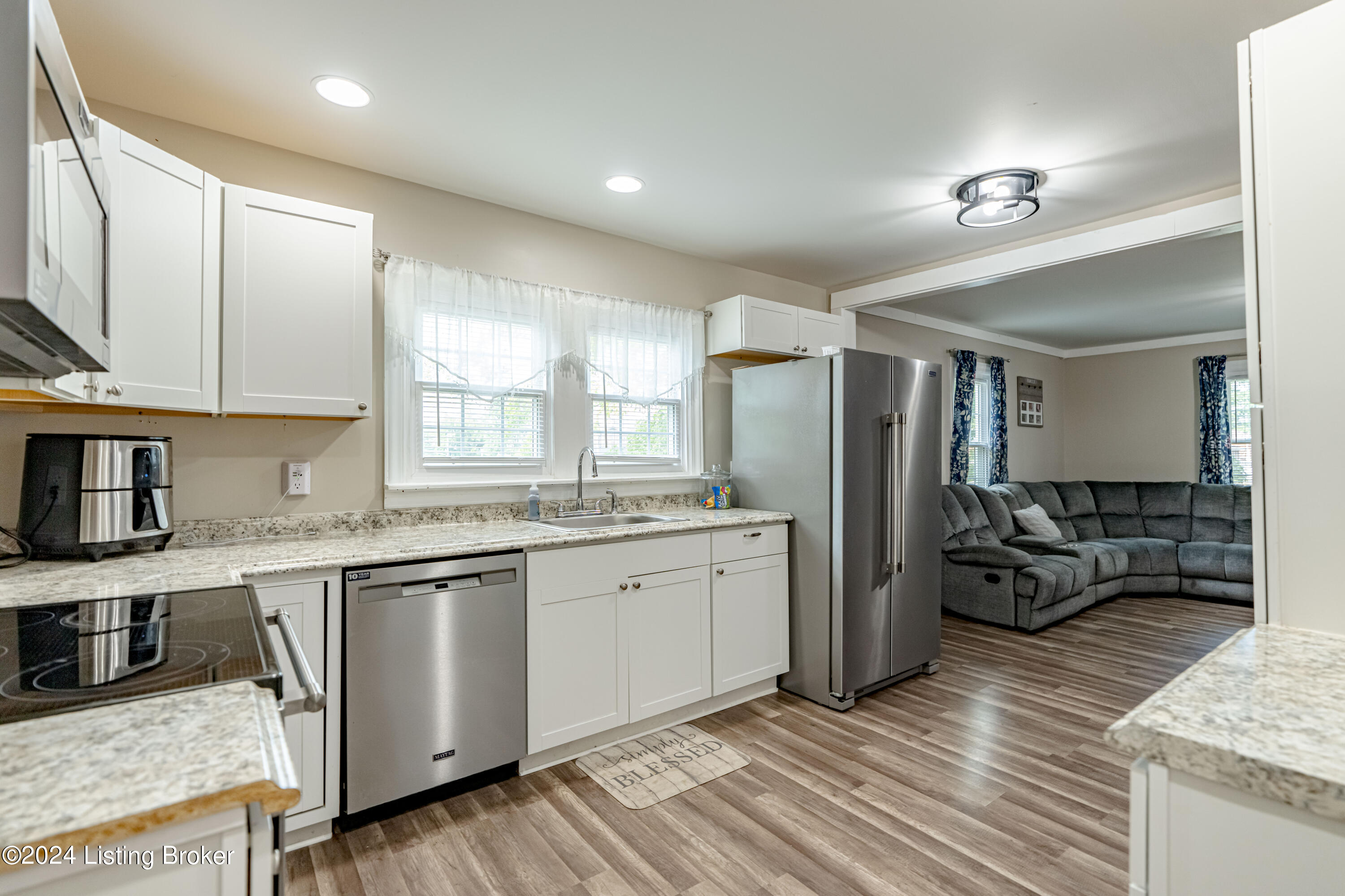 328 North Property Road New Castle, KY 40050 - Photo 7 of 46 DSC05233