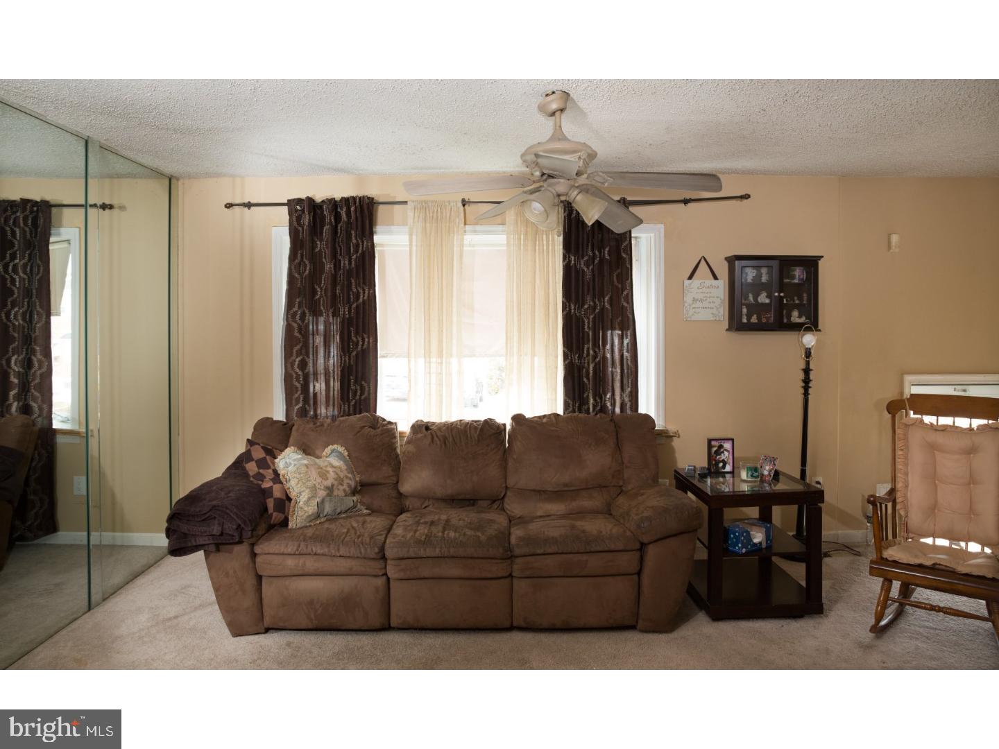 3562 Brookview Road Philadelphia, PA 19154 - Photo 2 of 5 Gallery Image 2