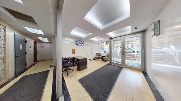 $578,000 | 420 42nd Street, Unit 1E | Sunset Park