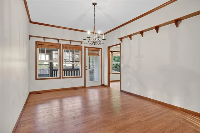 $367,000 | 542 Creekside Court, Lansing, KS 66043