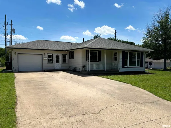 $149,900 | 1300 Jefferson Street, Pekin, IL 61554