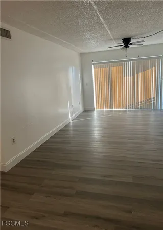 $95,000 | 3704 Broadway, Unit 105, Fort Myers, FL 33901
