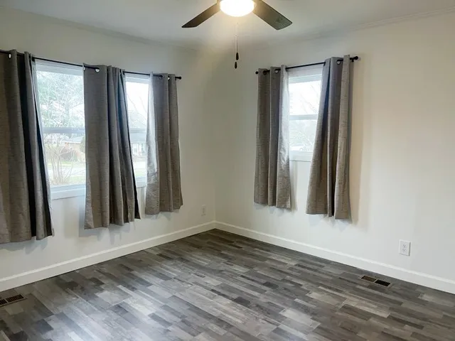 $1,900 | 1010 North High Street, Winchester, TN 37398