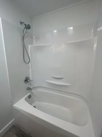 $1,900 | 1010 North High Street, Winchester, TN 37398