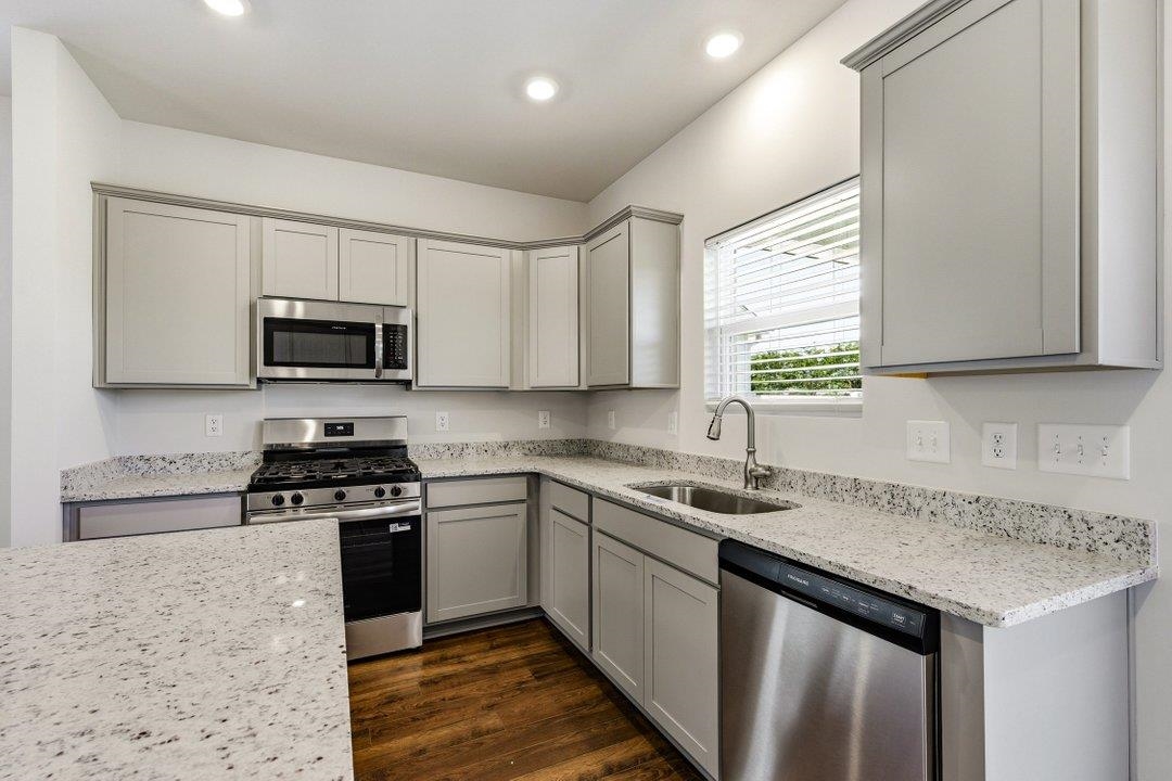 3025 Spain Lane Conway, SC 29527 - Photo 11 of 53