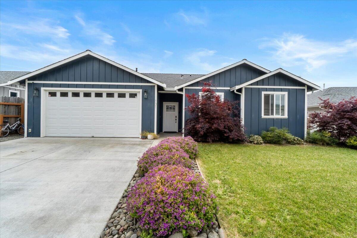 131 Ridge View Court Fortuna, CA 95540 - Photo 2 of 21