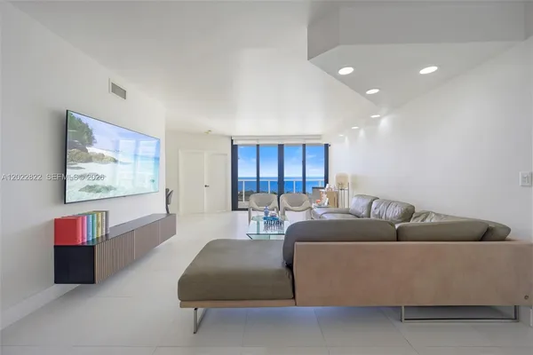 $4,999 | 20281 East Country Club Drive, Unit 2310, Aventura, FL 33180