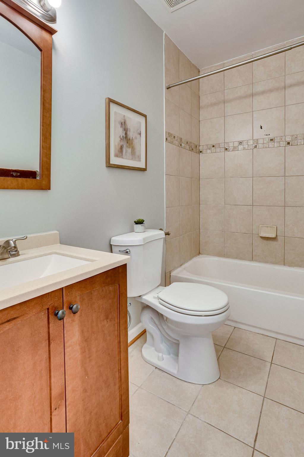 1928 Bennett Place Northeast Washington, DC 20002 - Photo 29 of 40 Upstairs bathroom