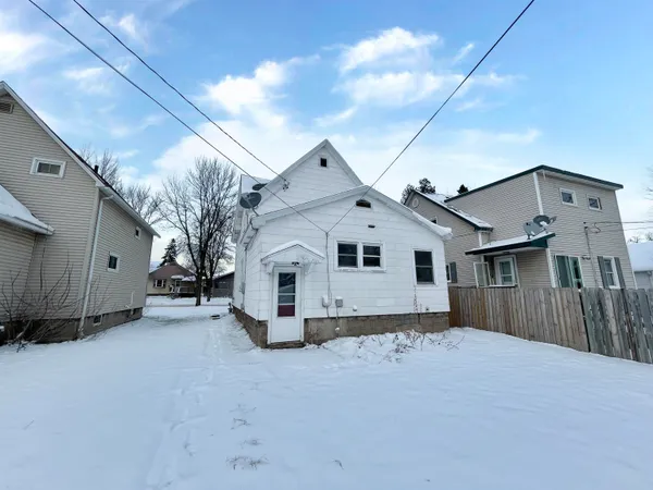 $59,900 | 528 10th Street South, Virginia, MN 55792