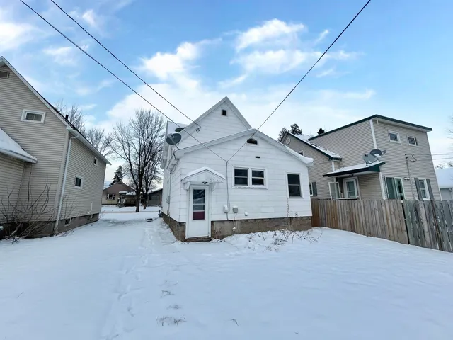 $79,900 | 528 10th Street South, Virginia, MN 55792