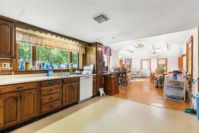 a open kitchen with lots of counter top space
