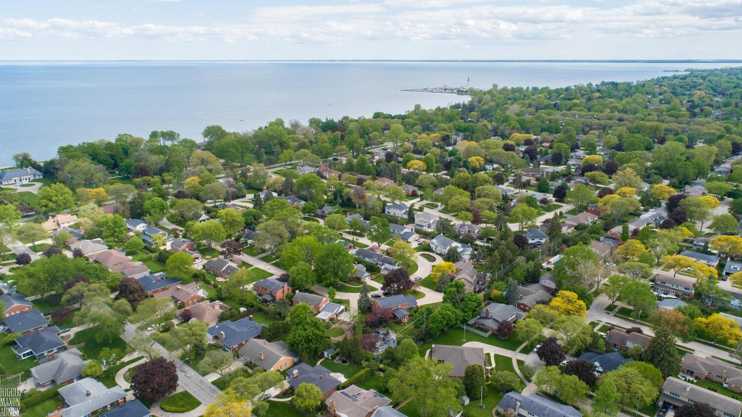 70 North Duval Road Grosse Pointe, MI 48236 - Photo 53 of 55 50142048-f4388aef-03ed-46b7-89ca-bc1b73a932ea.JPG