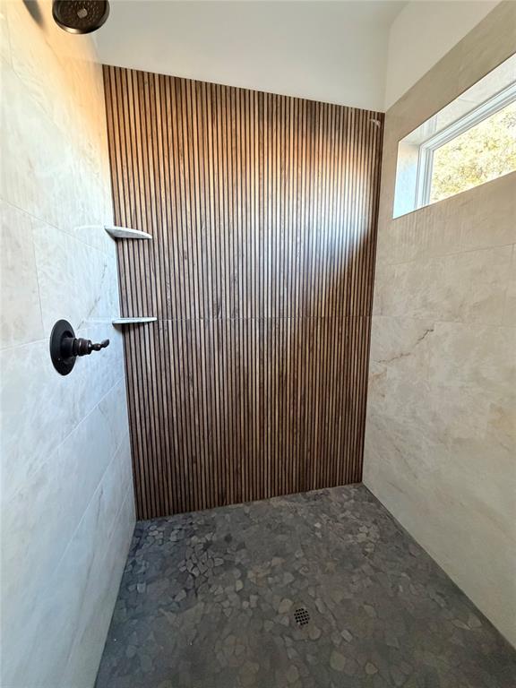 2001 Collin Street Weatherford, TX 76085 - Photo 17 of 32