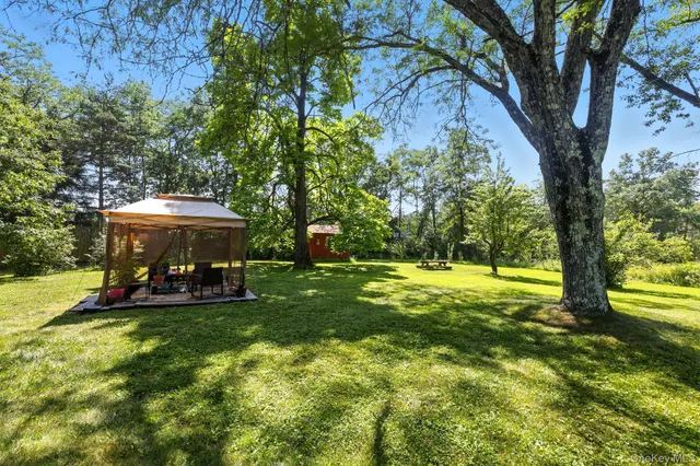 $695,000 | 620 Ulster Landing Road, Saugerties, NY 12477