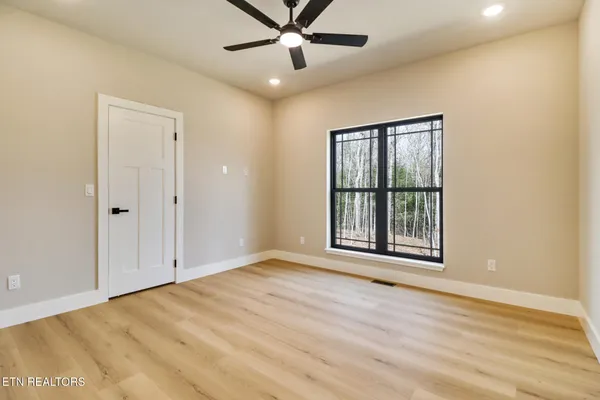 $825,000 | 399 Annabelle Way, Jamestown, TN 38556