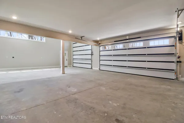 $825,000 | 399 Annabelle Way, Jamestown, TN 38556