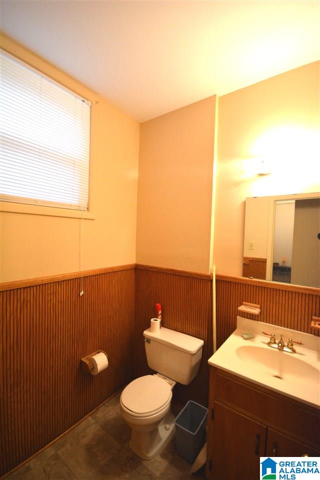 209 Oak Road Anniston, AL 36206 - Photo 11 of 21
