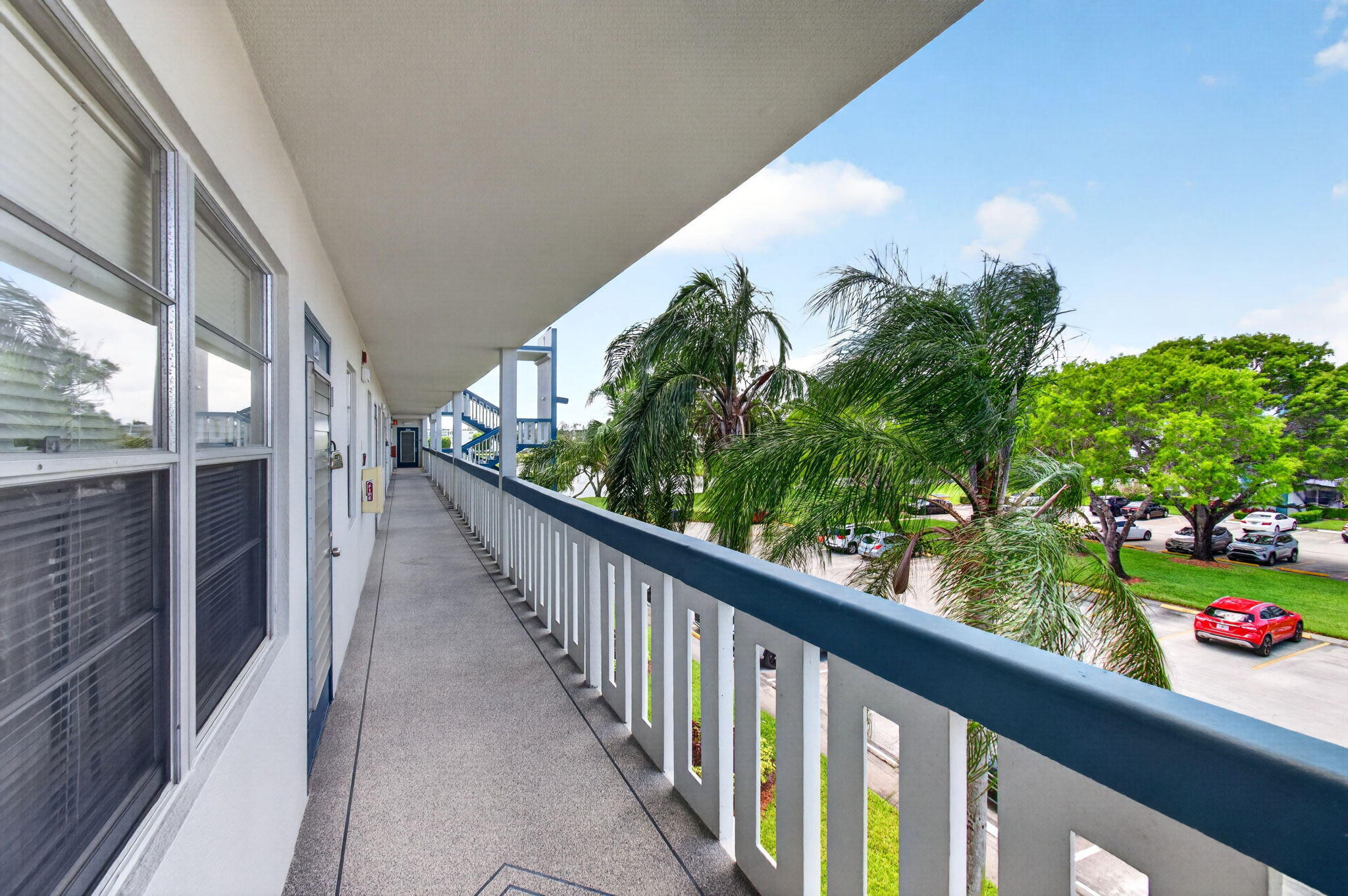3044 Lincoln A Boca Raton, FL 33434 - Photo 9 of 100 10-web-or-mls-DSC_3359