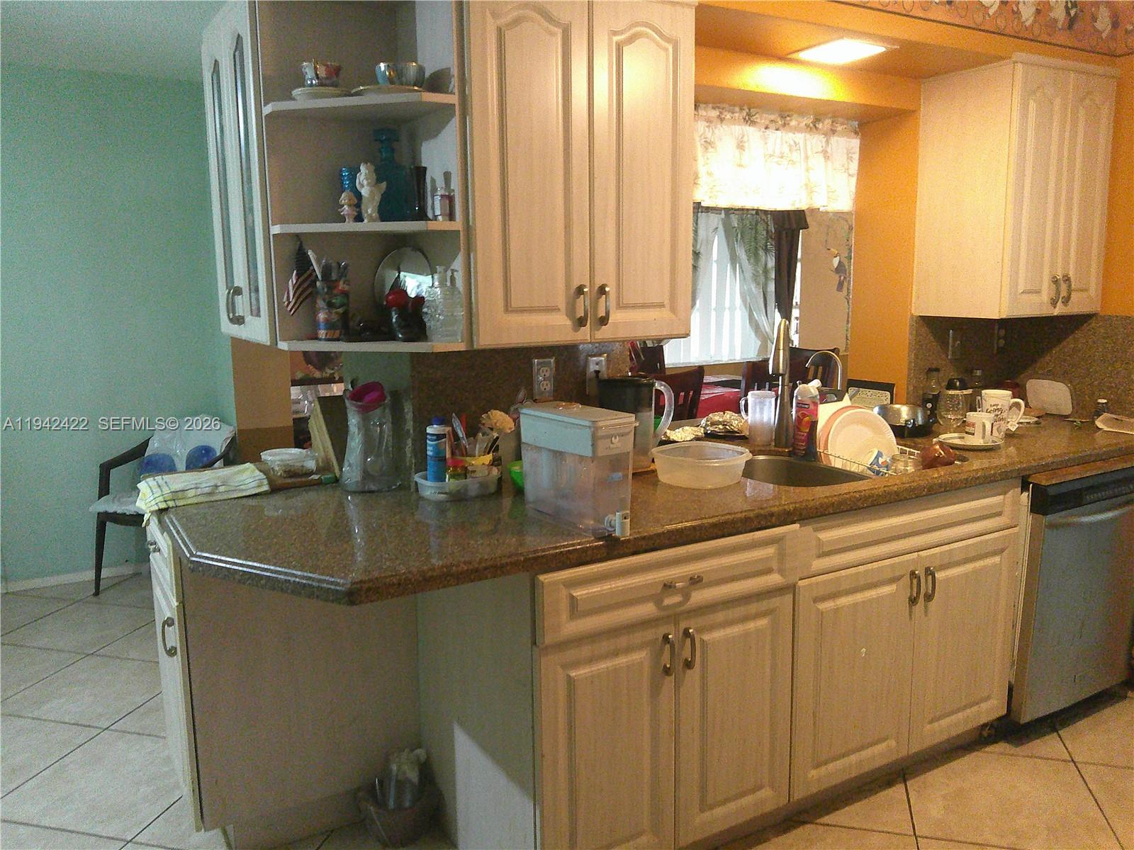 7422 Northwest 70th Avenue Tamarac, FL 33321 - Photo 7 of 12