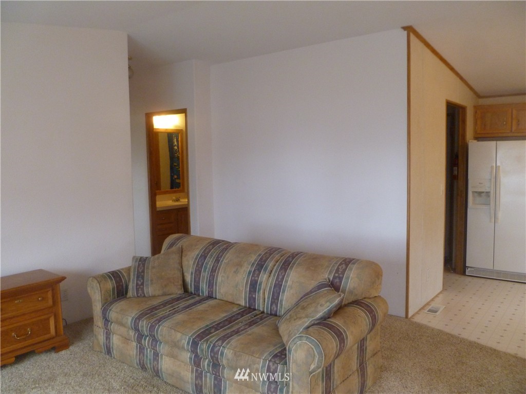5376 Guemes Island Road Anacortes, WA 98221 - Photo 12 of 19 Gallery Image 12