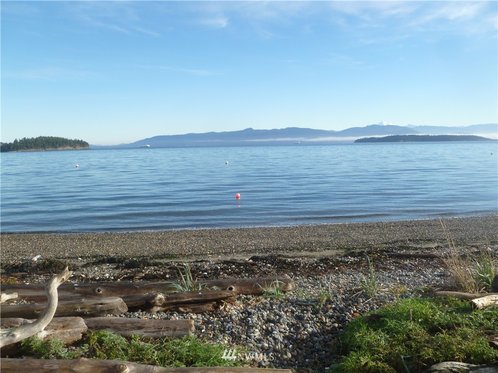5376 Guemes Island Road Anacortes, WA 98221 - Photo 5 of 19 Gallery Image 5