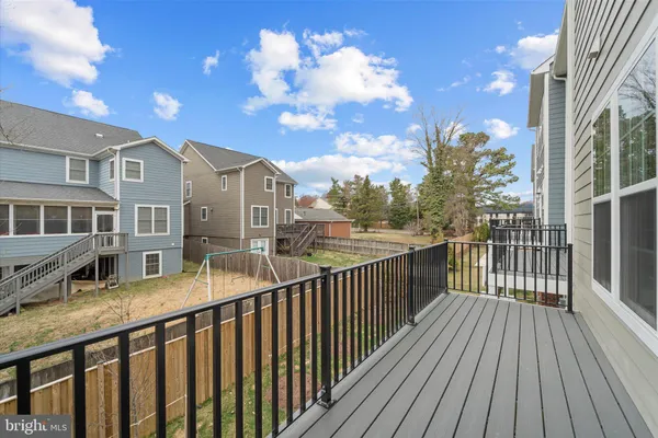 $985,000 | 10820 Willow Terrace, Fairfax, VA 22030