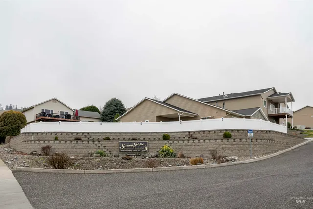 $480,000 | 910 Vineland Drive, Unit 6, Clarkston, WA 99403